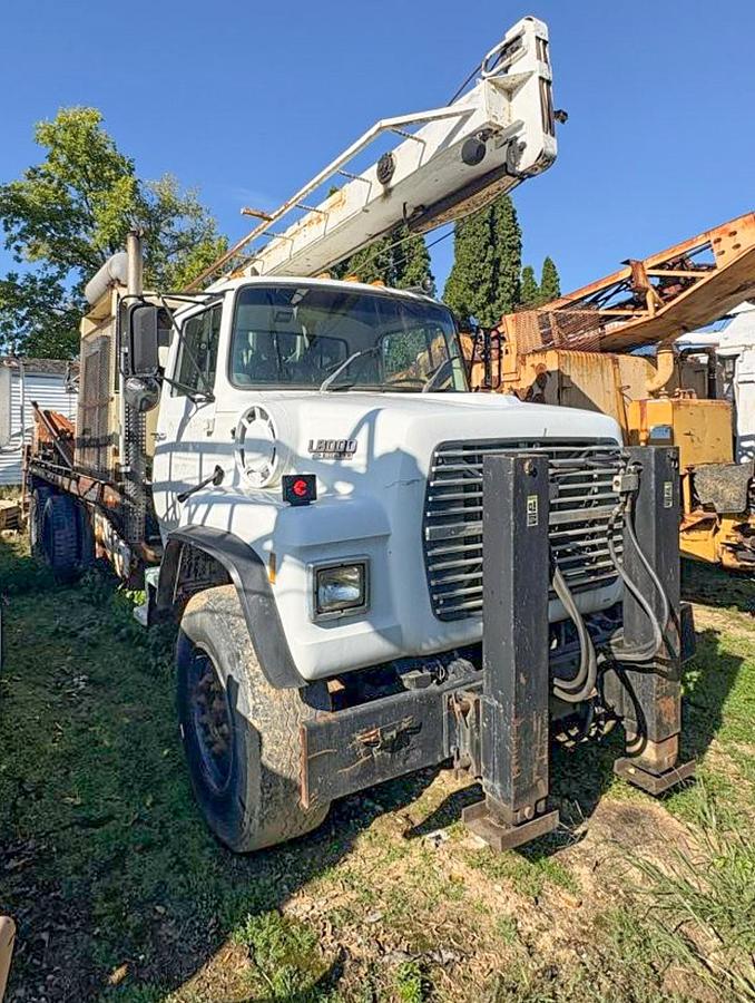 Used 1988 Simco 5000 Drill Rig