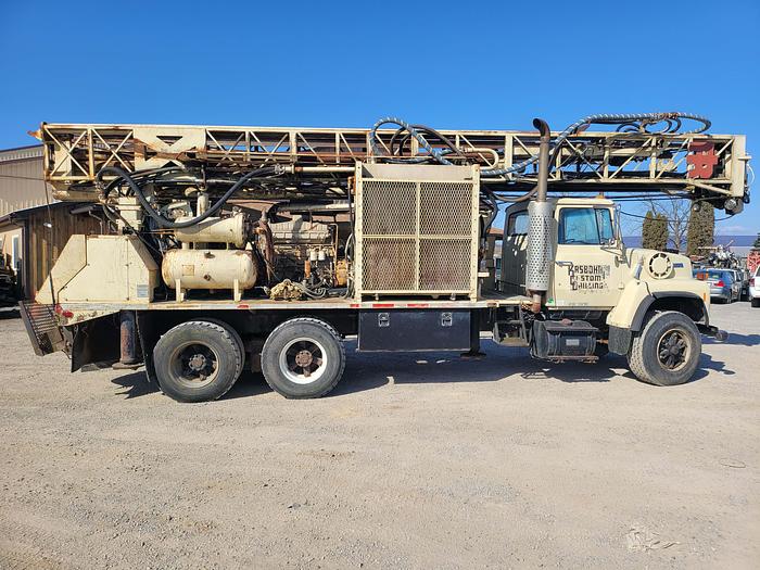 Used 1990 Ingersoll-Rand T3W Drill Rig
