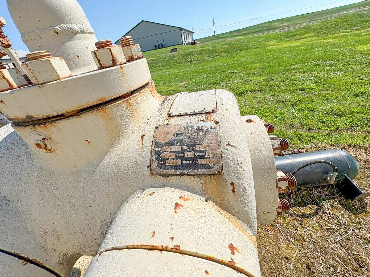 Used Knight KOA-2 4-3/4" Single Stage Horizontal Air Booster Compressor for parts for rebuild (no engine)