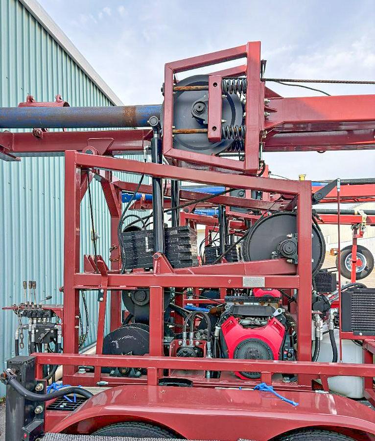 LD Cable Tool Rhino Water Drill Rig
