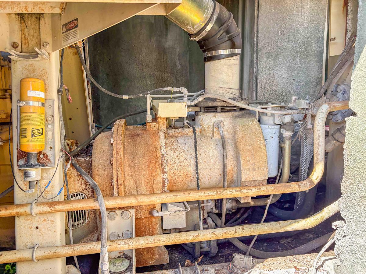 Used 1993 Ingersoll-Rand XHP 750 Cfm / 350 Psi Air Compressor