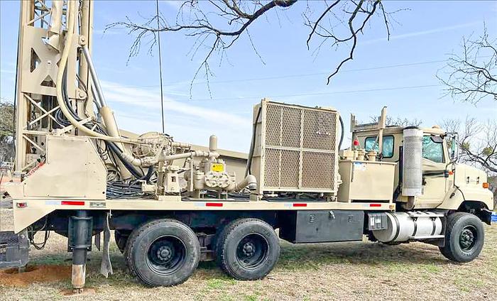 Used 1988 Ingersoll-Rand TH60 Long Tower Drill Rig
