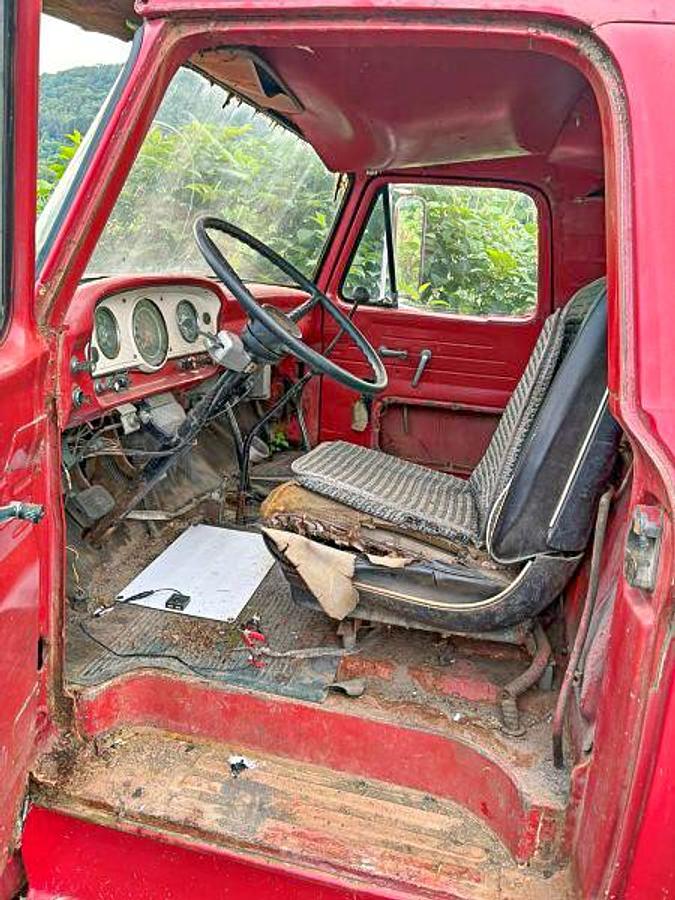 Used Davey M8A Table Drive Drill Rig