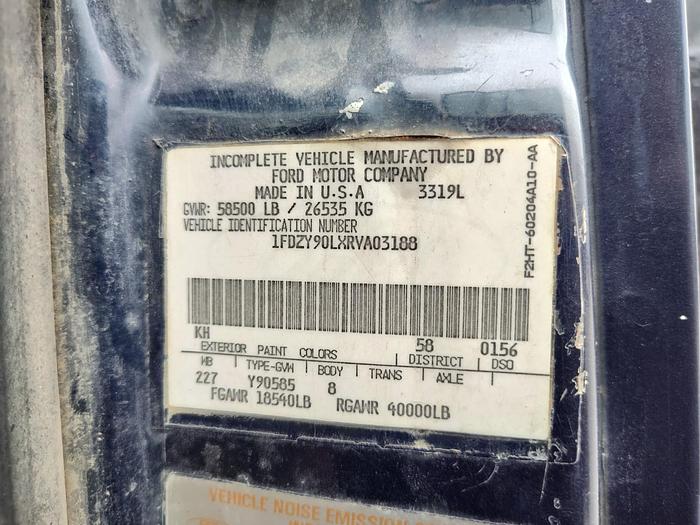 Used 1994 Ford LTS 9000 Water Truck