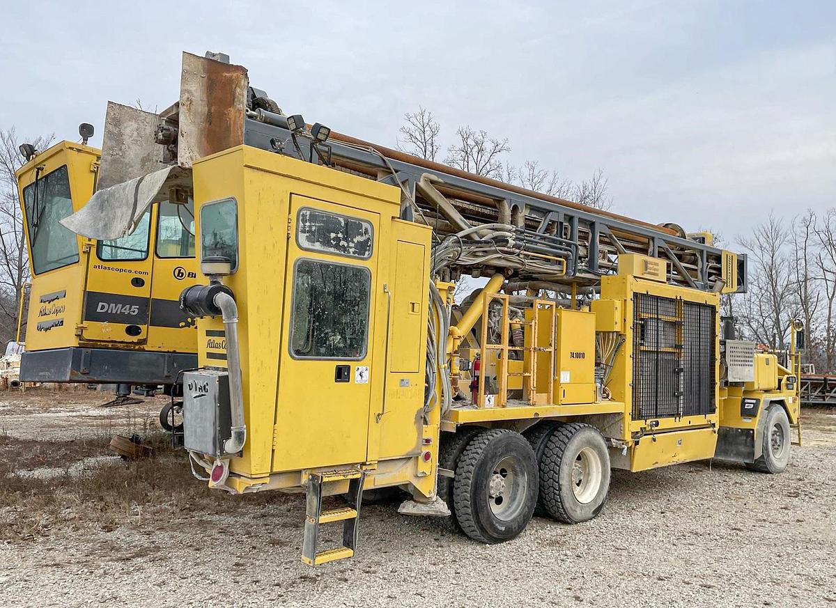 Used 2014 Atlas Copco T4BH Blast Hole Drill Rig – Multi-Pass DTH/Rotary