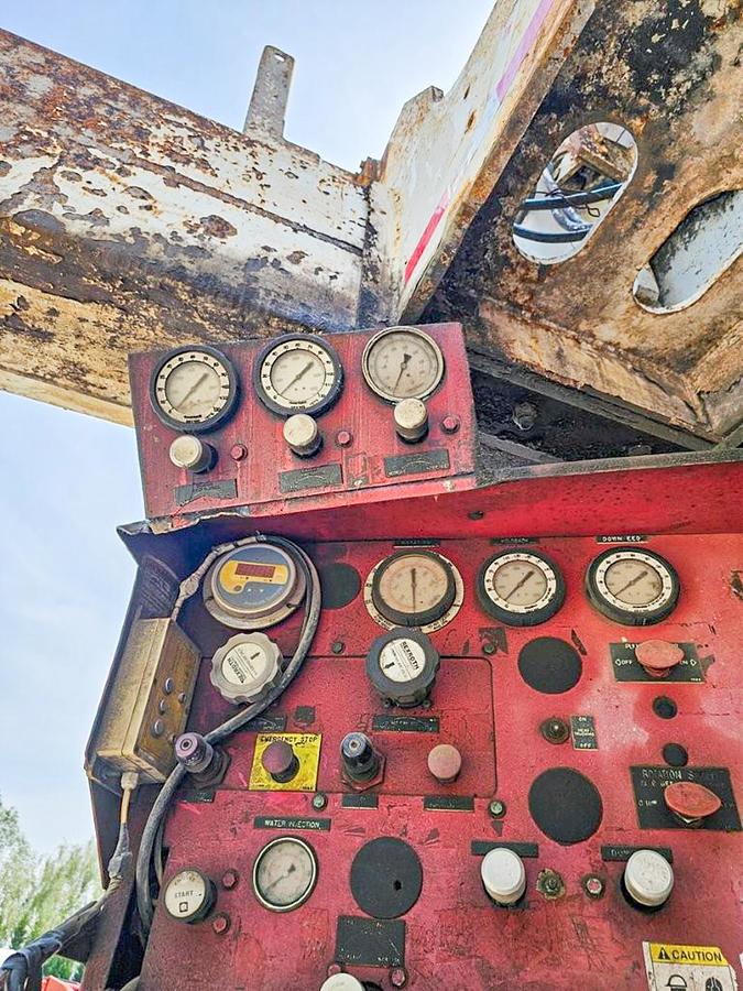 Used 2010 Schramm T200XD Deep Water / Oil & Gas Energy Drill Rig.