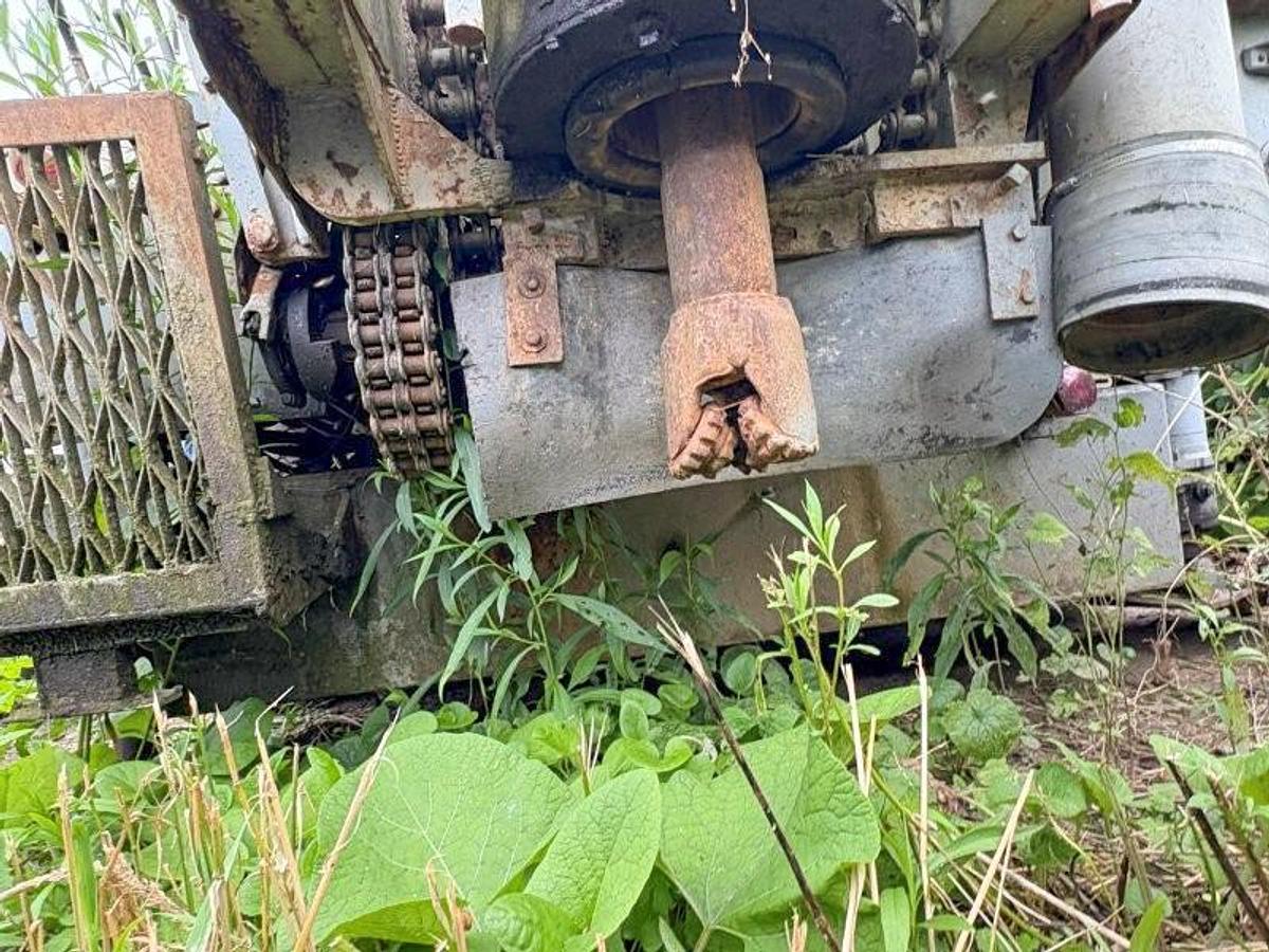 Used Davey M8A Table Drive Drill Rig