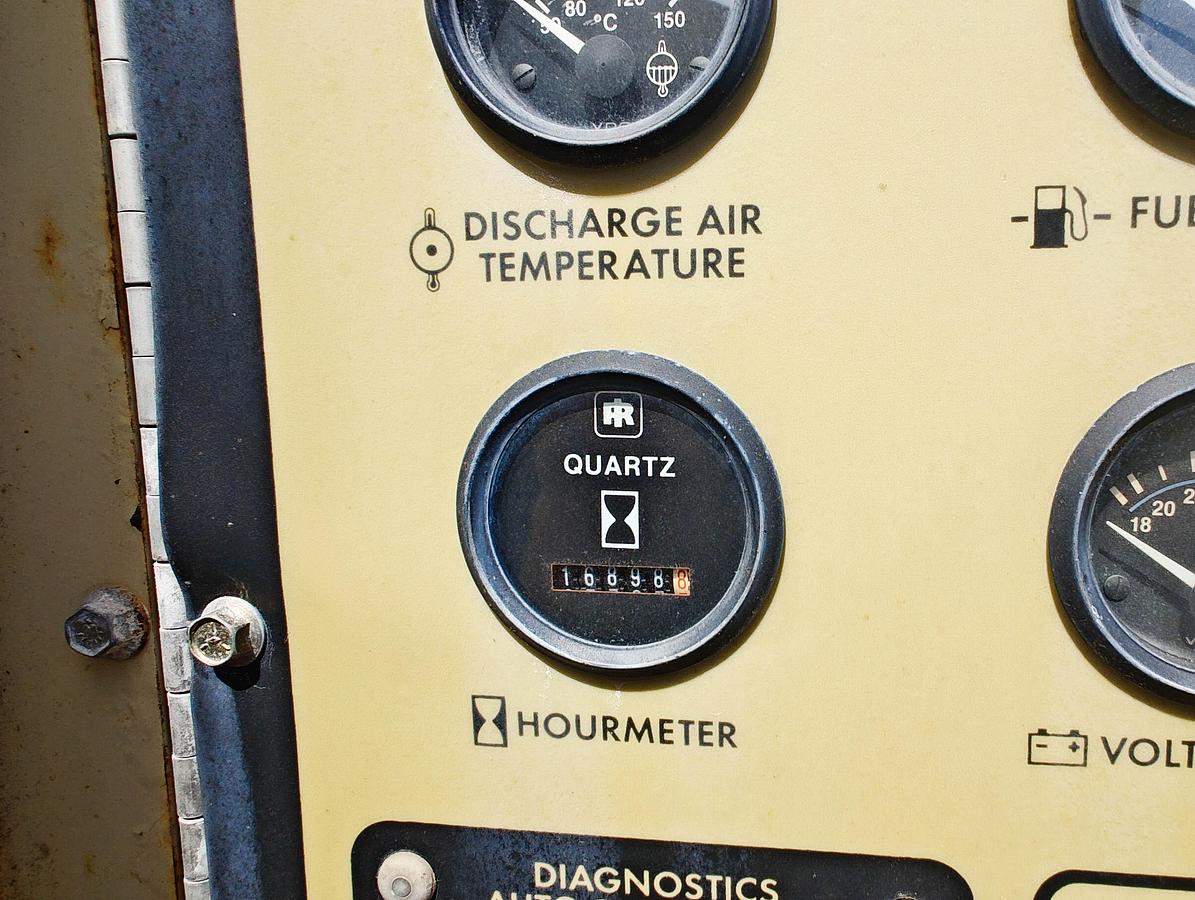 Used 1993 Ingersoll-Rand XHP 750 Cfm / 350 Psi Air Compressor