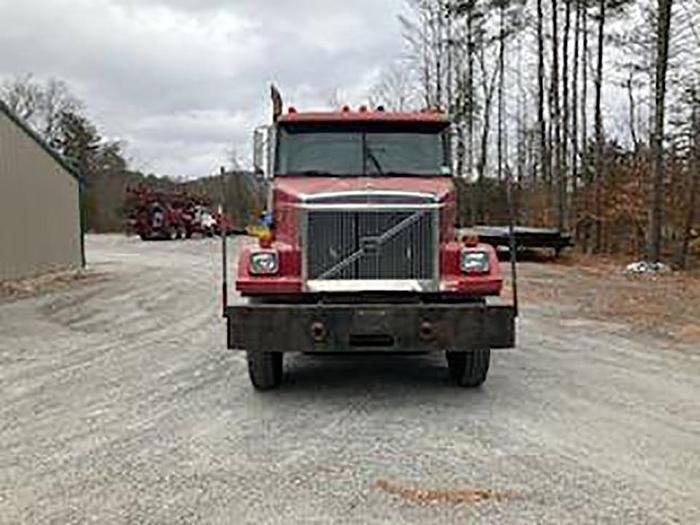Used Volvo Auto Car Flat Bed Water Truck