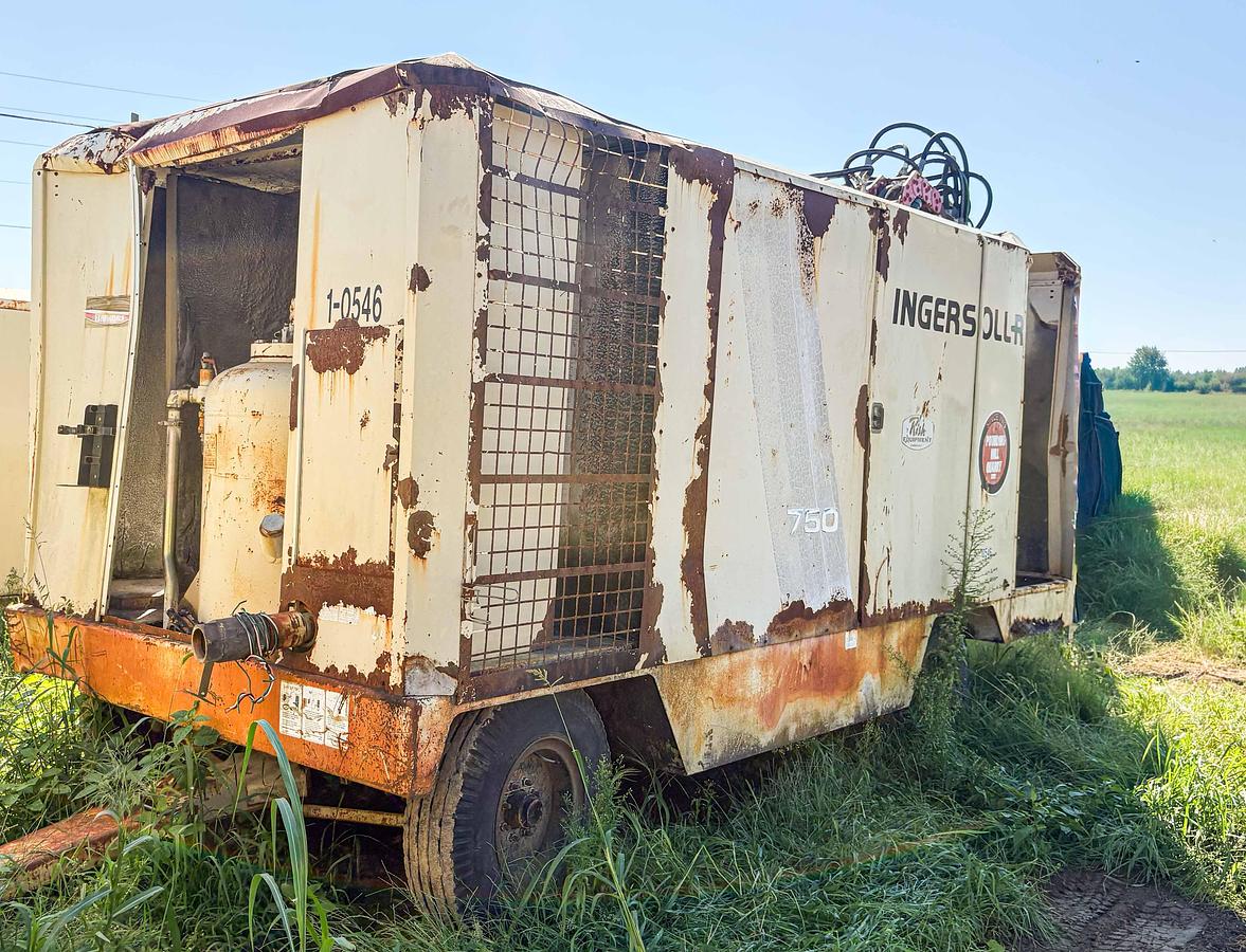 Used 1993 Ingersoll-Rand XHP 750 Cfm / 350 Psi Air Compressor