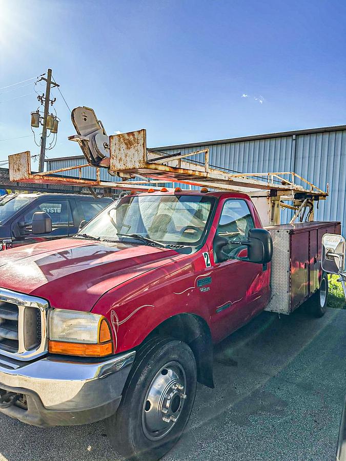 Used 1990 Smeal 5T Pump Hoist Rig