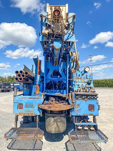 Used 1984 Ingersoll-Rand TH60 Long Tower Drill Rig