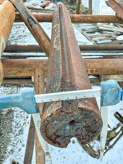 Used Regular Pattern Cable Tool Drill Bit, 7-3/4" diameter x 89" length, 2-3/4" x 3-3/4" pin thread.