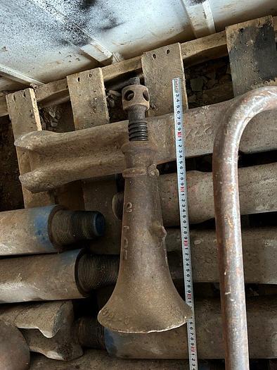 Used Simplex / Duff Norton Screw Leveling Jacks for Cable Tool