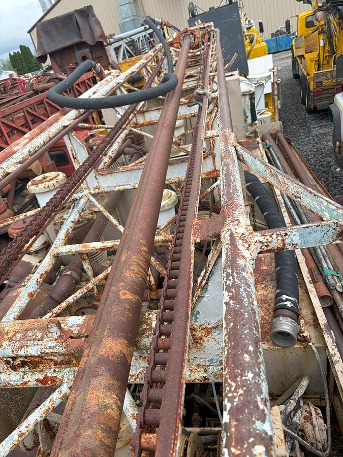 Used Failing 1000 Drill Rig