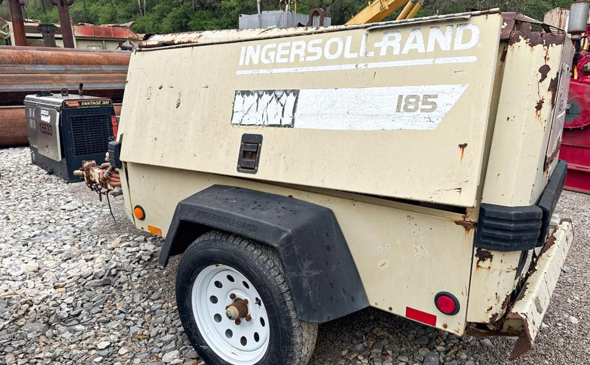 Used 1999 Ingersoll-Rand P185WJD Mobile Air Compressor
