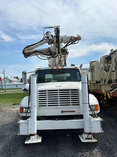 Used 1991 Canterra Ct250 Torquemaster Series Monitoring Drill.