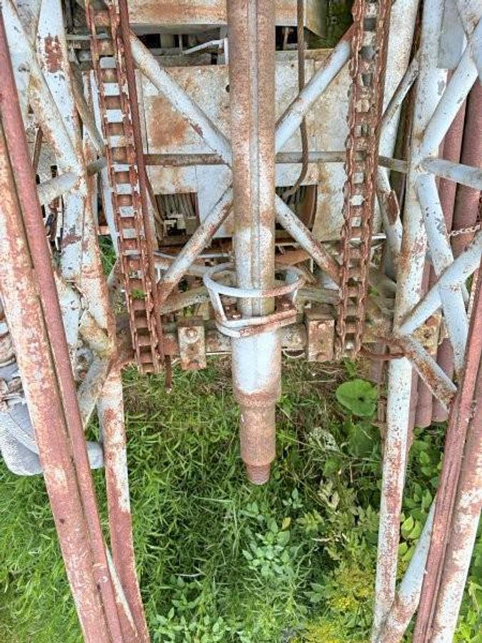 Used Davey M8A Table Drive Drill Rig