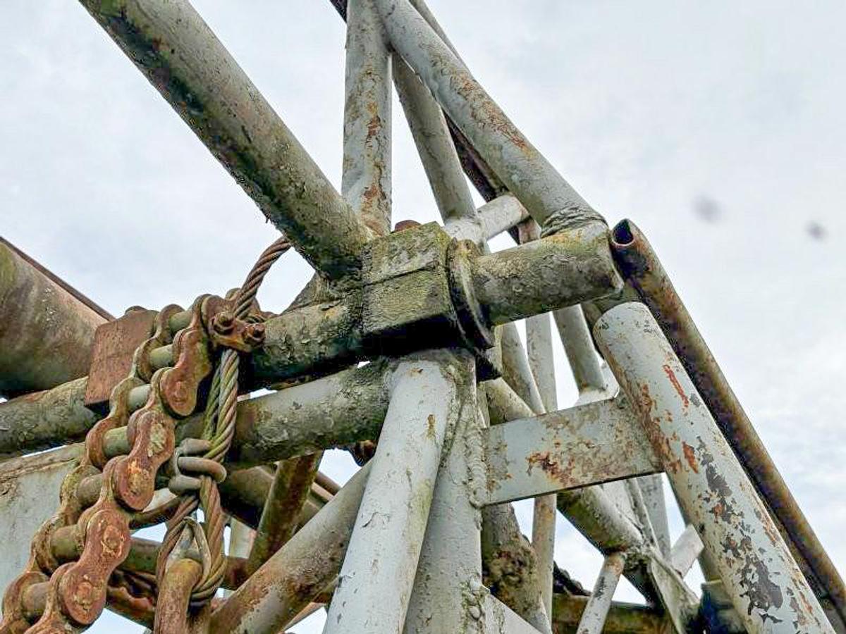 Used Davey M8A Table Drive Drill Rig