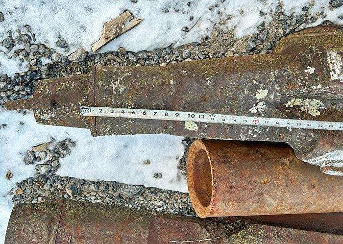 Used 16-3/4" Twisted Drill Bit For Cable Tool Rigs, 70" Length, 4" X 5" API Pin Thread With Lifting Bail