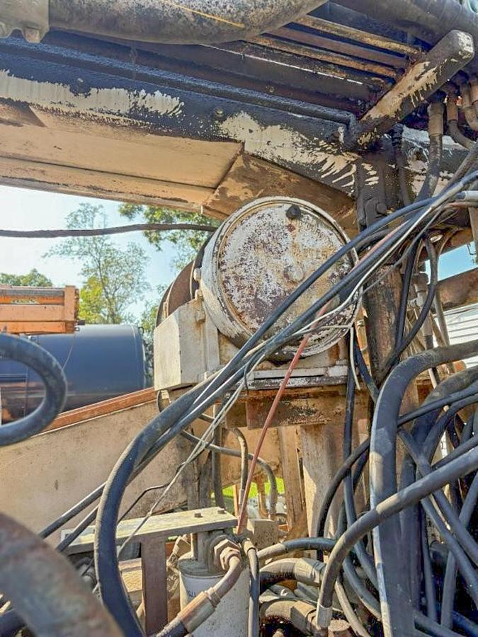 Used 1988 Simco 5000 Drill Rig