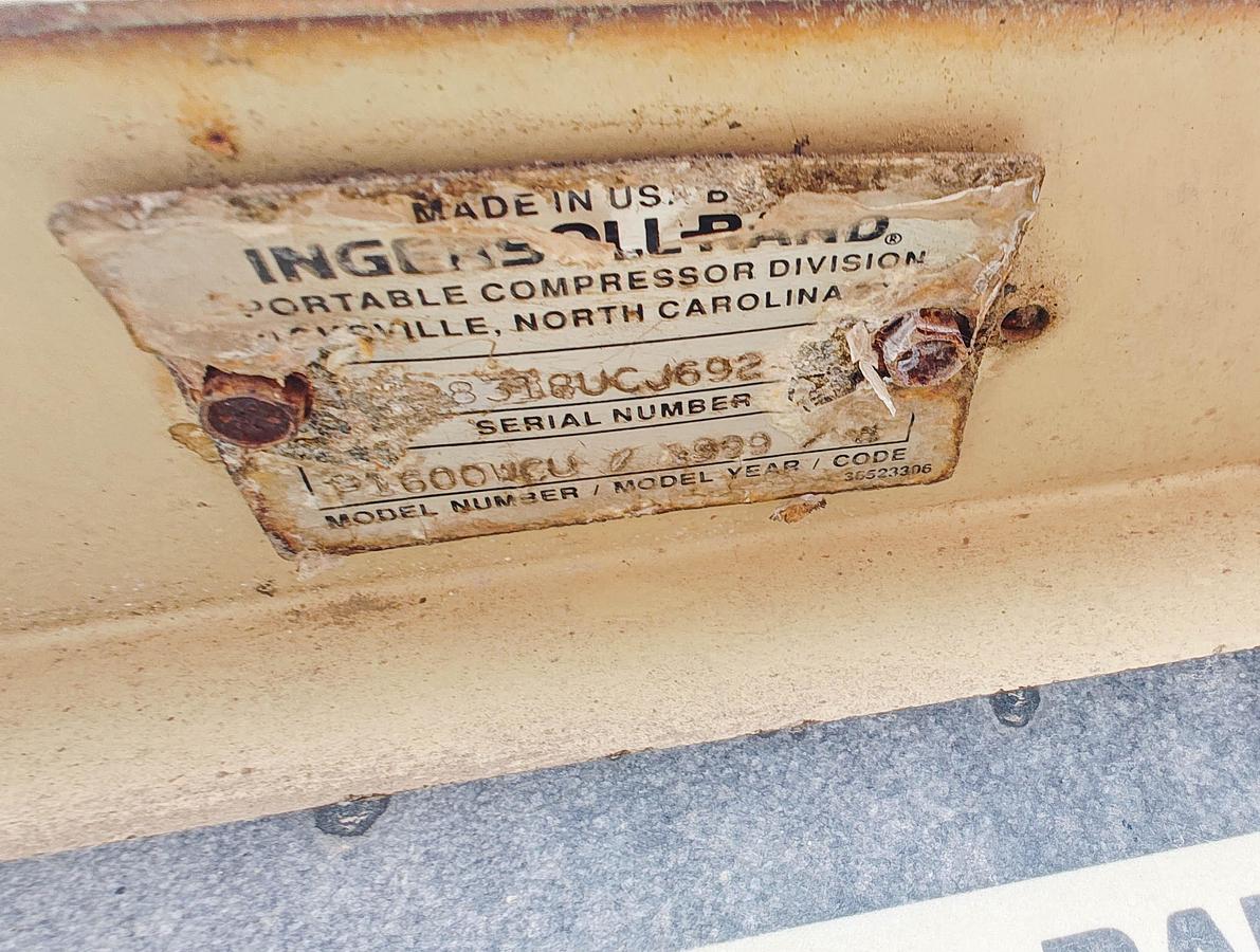Used 1999 Ingersoll-Rand  1600 CFM / 100 PSI Air Compressor
