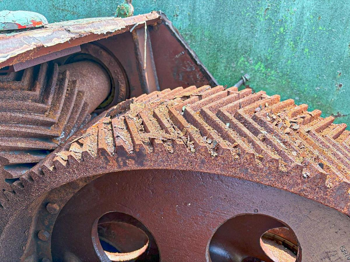 Used Continental Emsco Company 375 Duplex Mud Pump