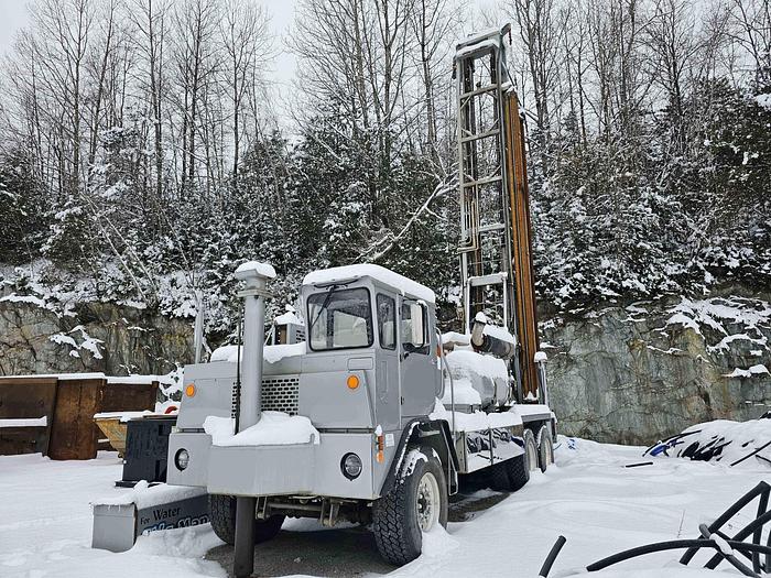 Used 1989 Ingersoll-Rand T4W-DH Drill Rig