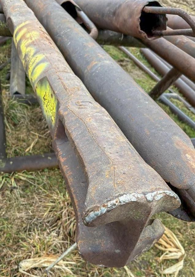 Used 7-3/4" x 26" Chisel Bit