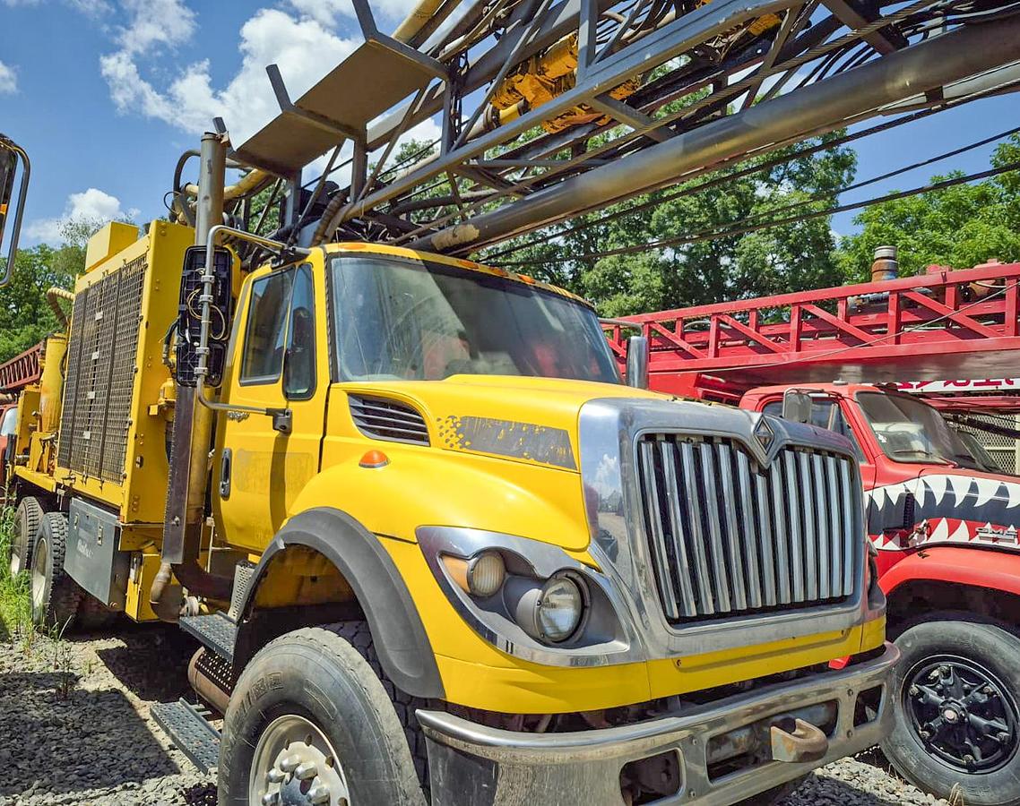 Used 2009 Atlas Copco T3W Drill Rig