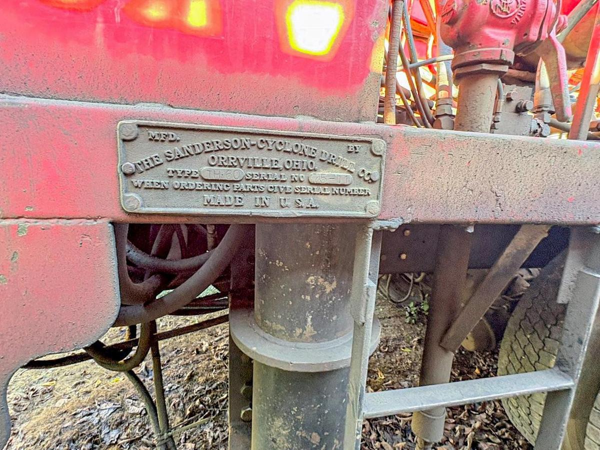 Used 1976 Ingersoll-Rand Cyclone TH60 Drill Rig