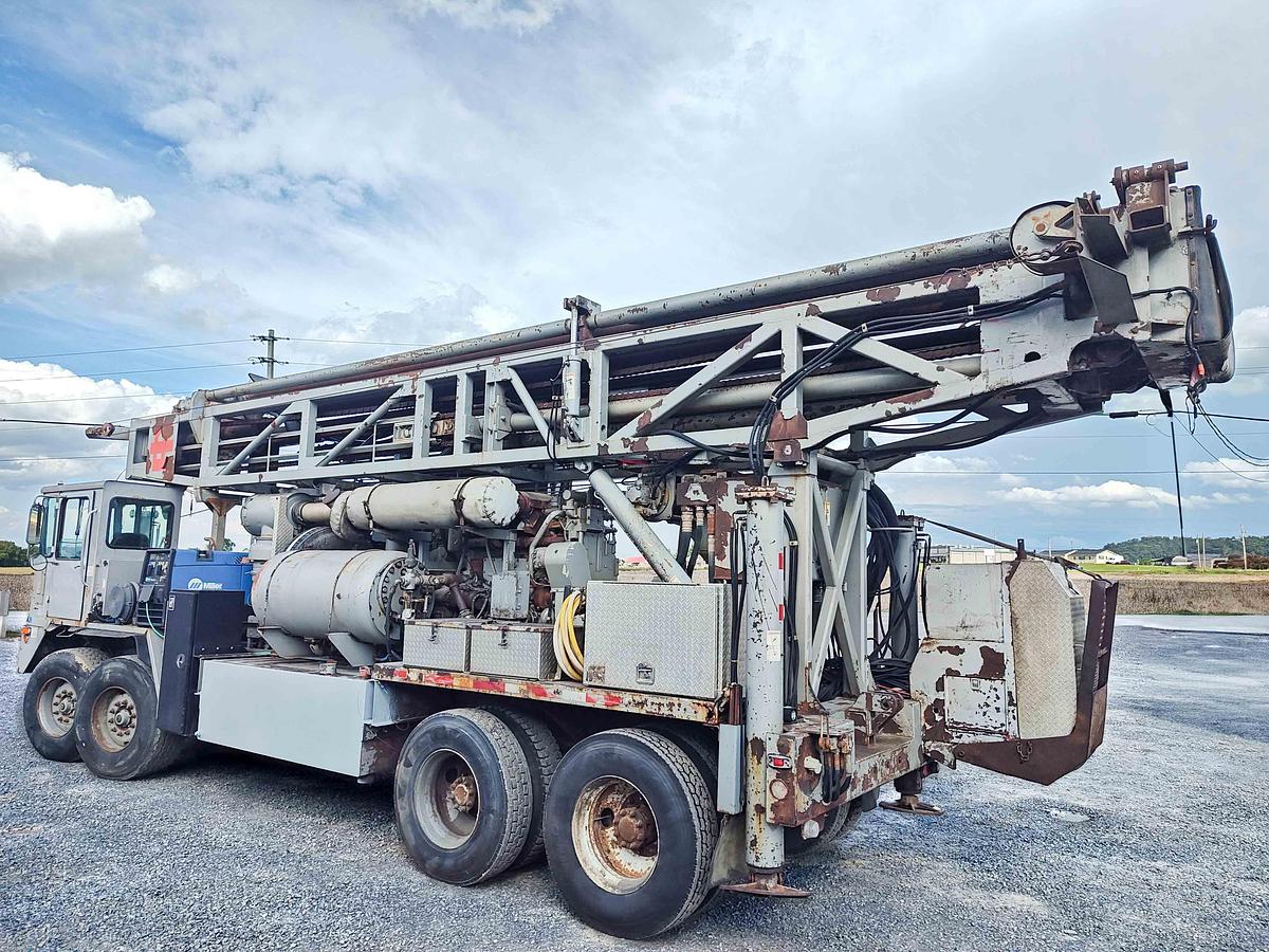 Used 2001 Ingersoll-Rand T4 Drill Rig