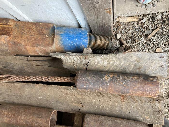 Used 10" Mandrel Swivel Stinger Button for Cable Tool