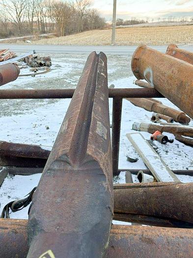 Used Regular Pattern Cable Tool Drill Bit, 7-3/4" diameter x 89" length, 2-3/4" x 3-3/4" pin thread.