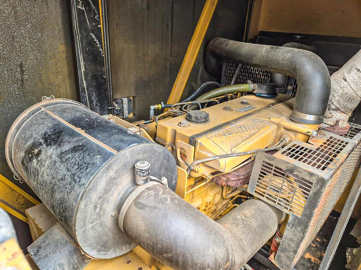 Used 2014 Caterpillar Olympian 3-Phase 380/220 Volt Generator Set