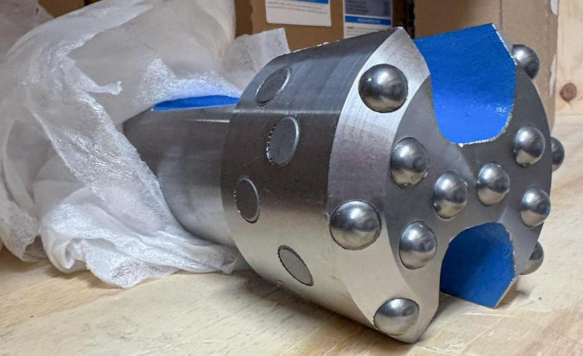 Supreme 3-7/8" Flat Face Carbide Button Cable Tool Drill Bit, 1-1/2" X 2-1/4" Pin Thread