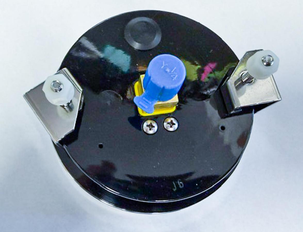 Used 400 PSI Liquid-Filled 4" Panel-Mount Pressure Gauge