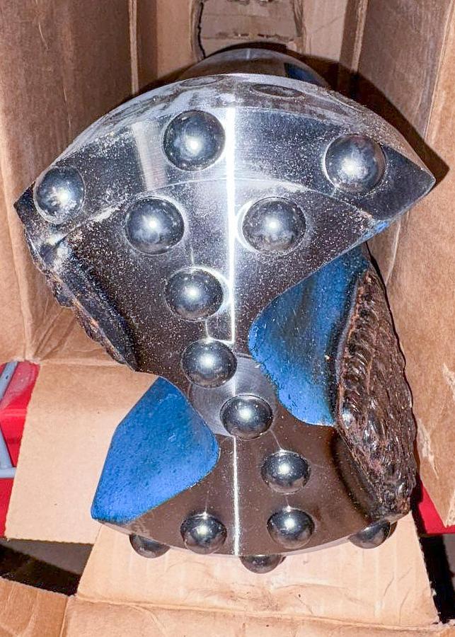 “Z” 6 In. Carbide Button Cable Tool Drill Bit, 2-1/4" X 3-1/4" Pin Thread