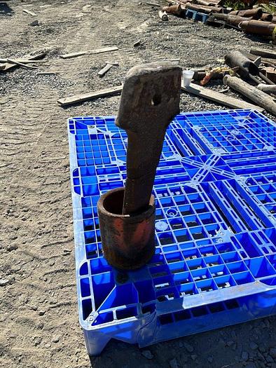 Used 5-3/4" to 6" Dart Valve Bailer Bottom for Cable Tool