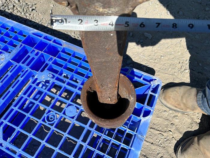 Used 5-3/4" to 6" Dart Valve Bailer Bottom for Cable Tool