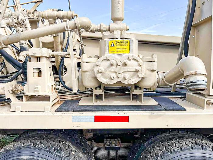 Used 1988 Ingersoll-Rand TH60 Long Tower Drill Rig