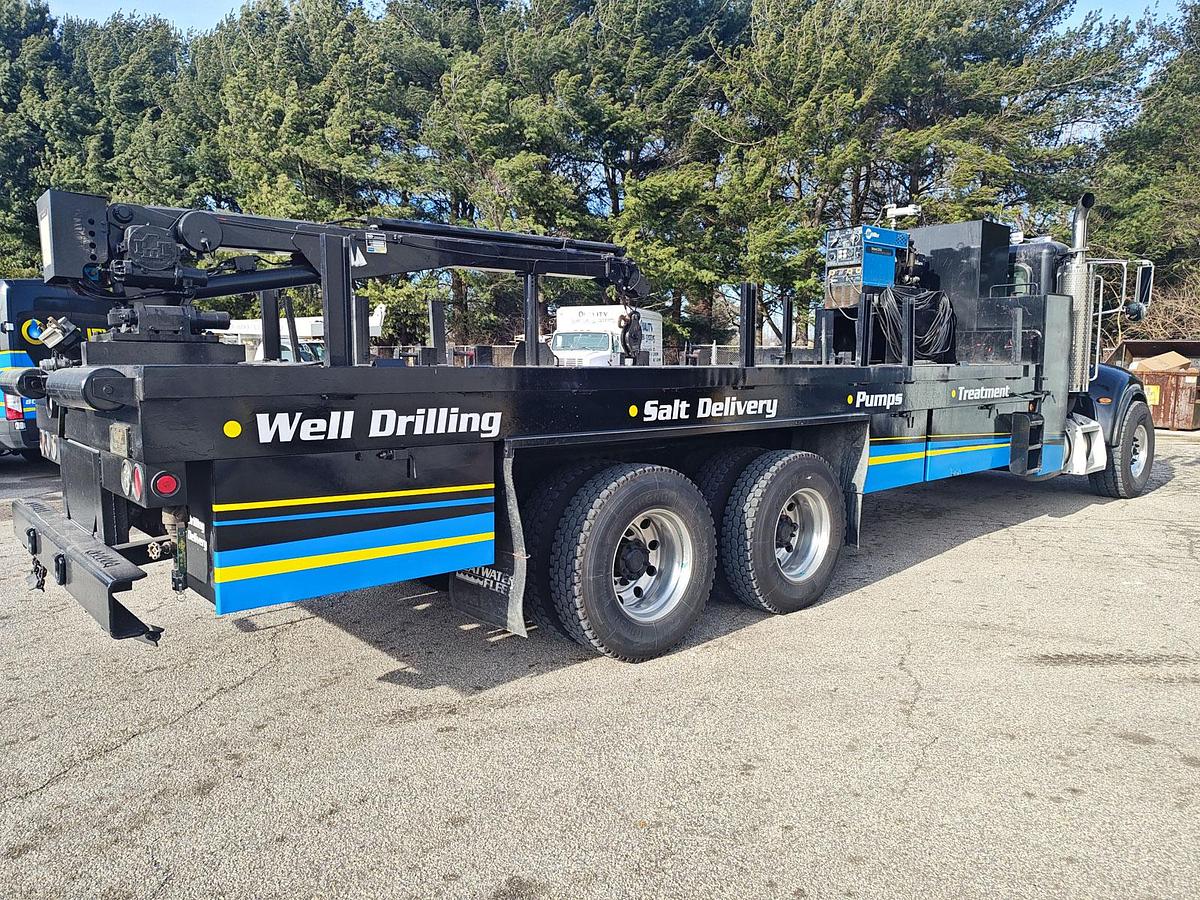 Used 2007 Peterbilt 355 Flat Water Fleet Truck