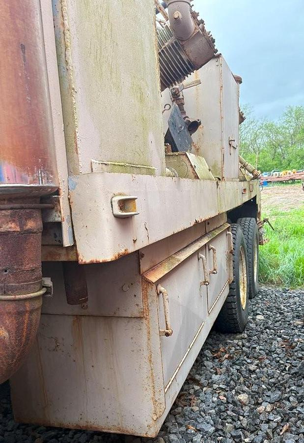 Used Failing 1000 Drill Rig