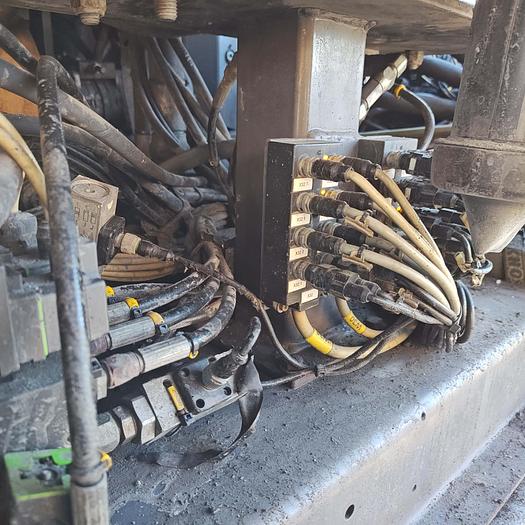 Used 2008 Atlas Copco Roc L8-30 Drill Rig