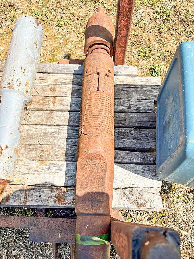 Used 6" Trip Fishing Spear