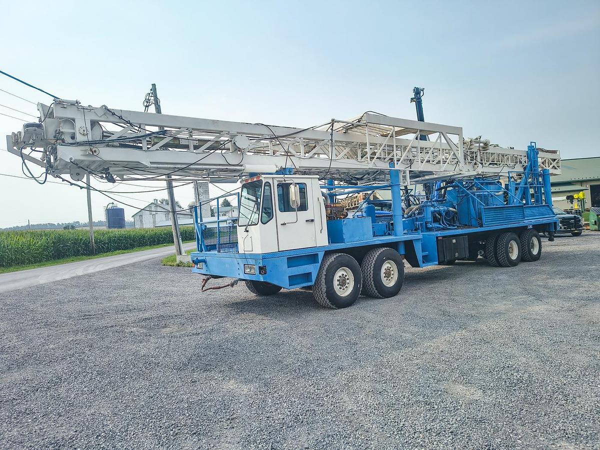 Used 2004 Gefco 150K Drill Rig