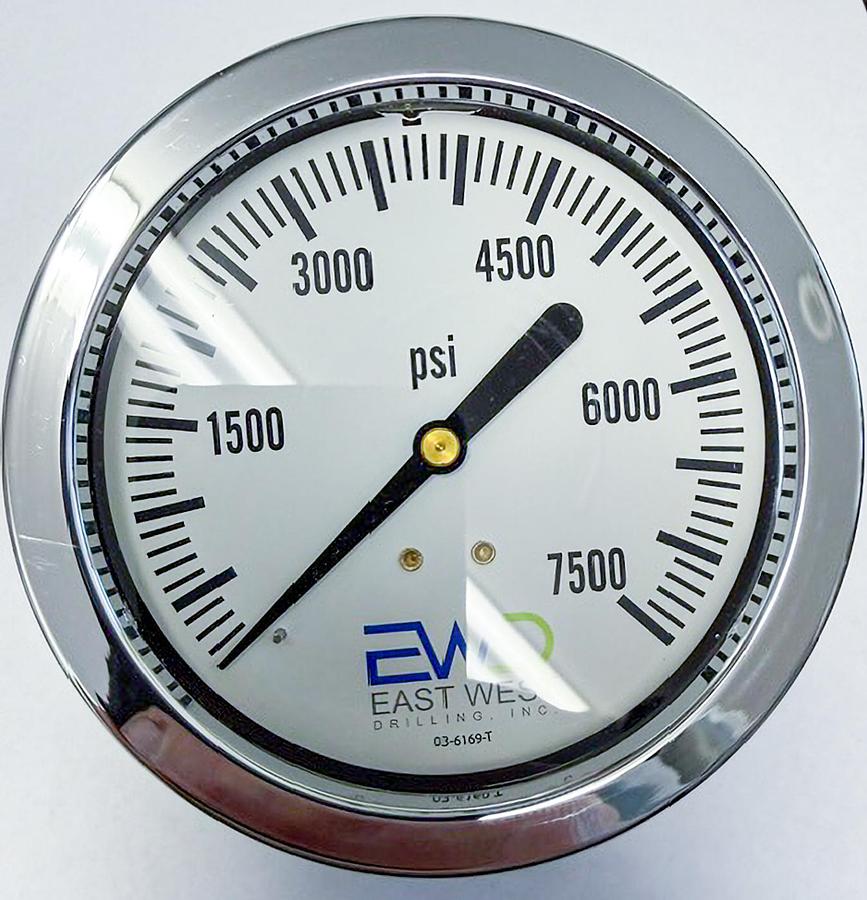 7,500 PSI Liquid-Filled 4" Panel-Mount Pressure Gauge