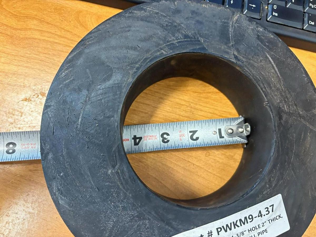 Used Drill Pipe Wiper, Tapered, 9"OD x 4.37"ID, for Use With Diverter Box