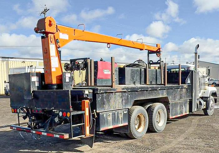 Used 1999 Mack Service Truck