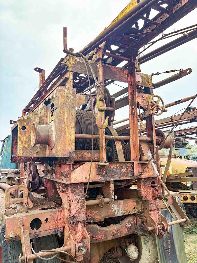 Used Bucyrus Erie 24-L Cable Tool Rig